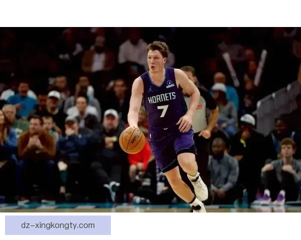 新秀榜更新克努佩尔登顶乐福第八