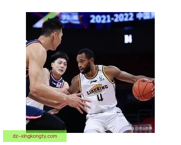 乌戈莫兰德强调快攻防守篮板