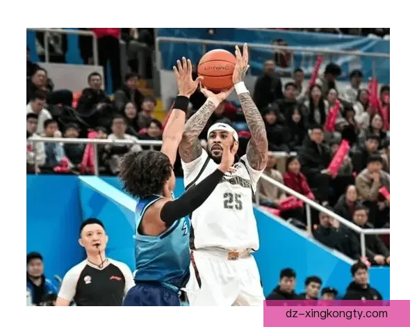 官宣莫兰德月防守王篮板并列第一